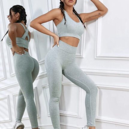 Ensemble de sport sans couture croisé taille haute / Vert céladon – Image 3