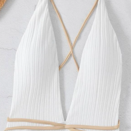 Maillot de bain une pièce unicolore côtelé à lacets plongeant – Image 3