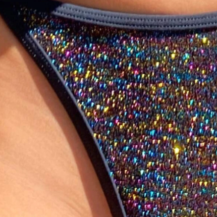 Bikini scintillant à nœud – Image 4