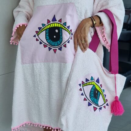 Ensemble robe en serviette de plage et son sac. – Image 4